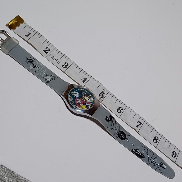 The Nightmare Before Christmas Analog Quarts Watch working with new battery L8 - Picture 6 of 6
